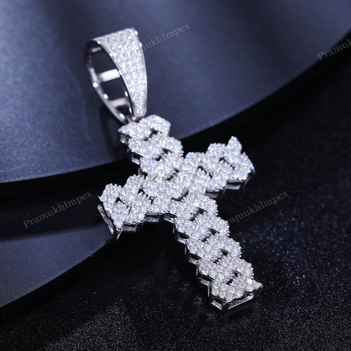 S925 Moissanite Cuban Prong Cross Pendant